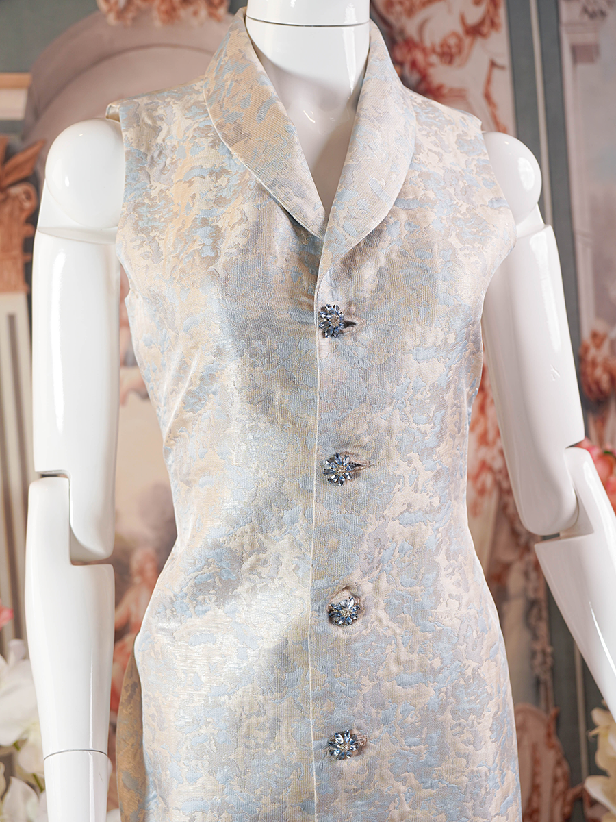 Silver White Sleeveless Sheath Dress