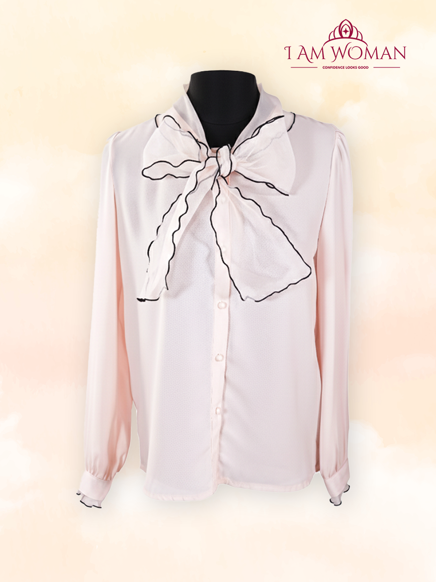 Light Pink Blouse With Black Liner Design