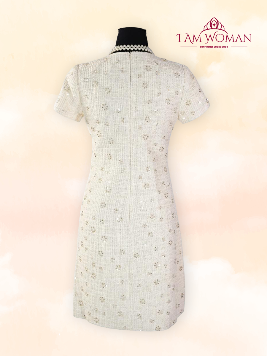 Cream White short-sleeved dress