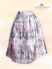 Pink pleated skirt with black pattern