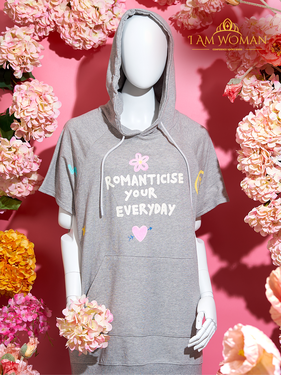 I Am Woman Gray "Romanticise Your Everyday" Short-Sleeve Hoodie