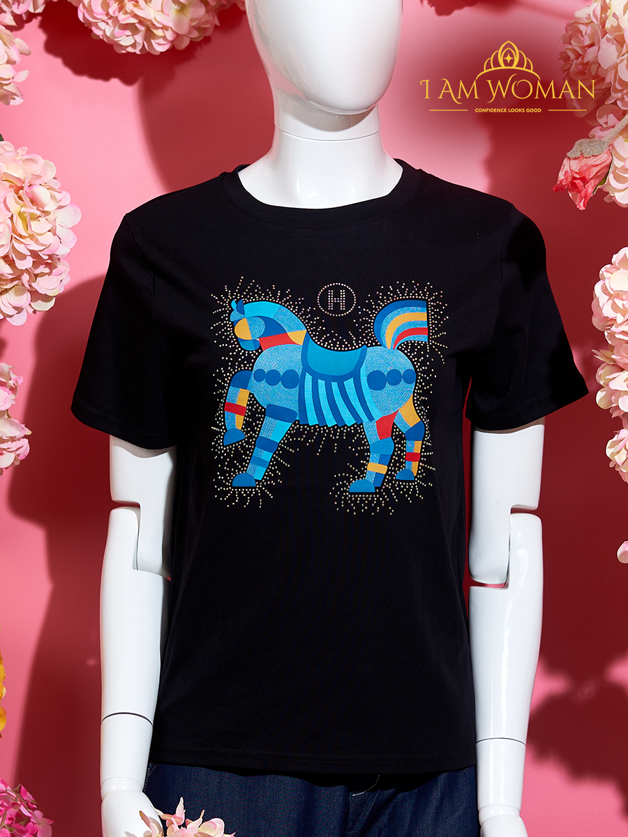 Black T-Shirt with a Rhinestone-Studded Colorful Horse Design