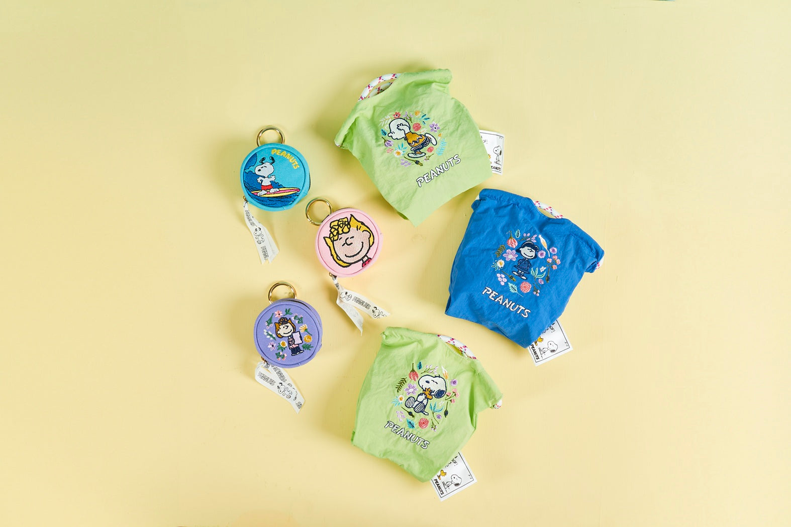 Sureto Lime Green Peanuts Drawstring Bag Small